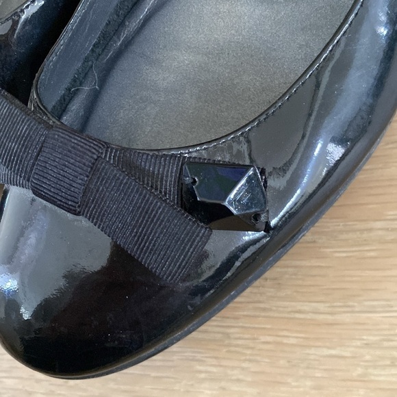 Stuart Weitzman Black Patent Flats 7.5m - Picture 3 of 7